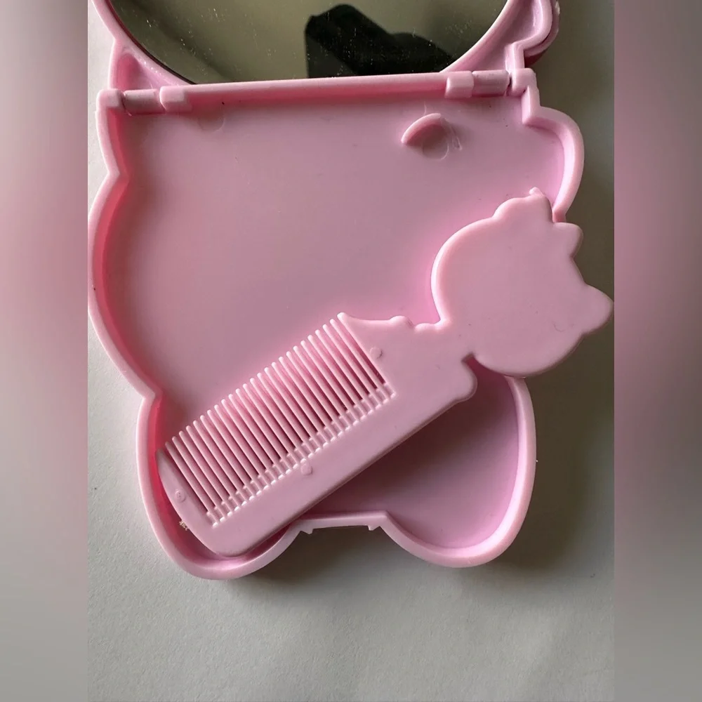 Hello kitty mirror with‎ comb